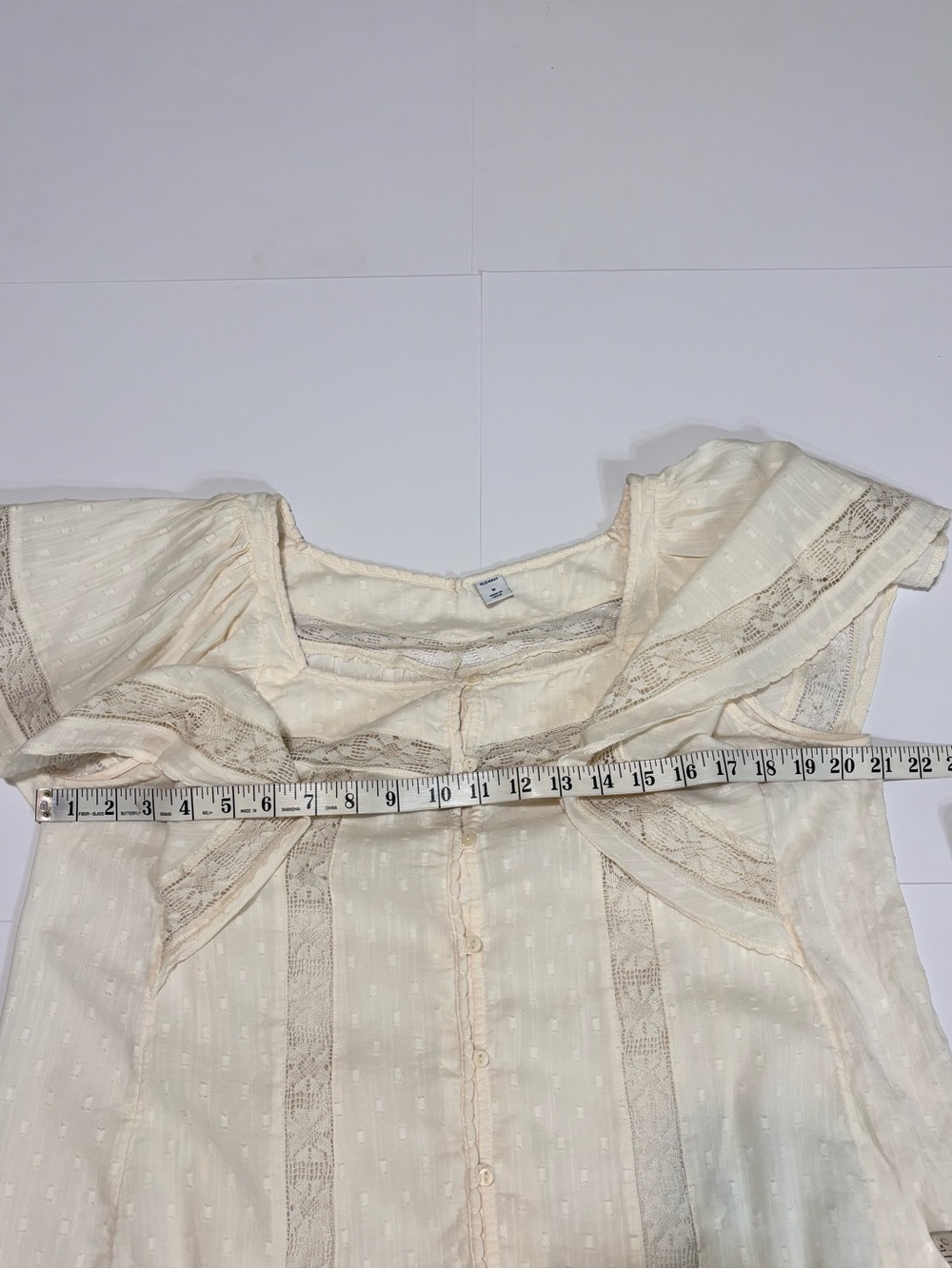 Cream Flutter Sleeve Vintage Blouse - Picture 9 of 10